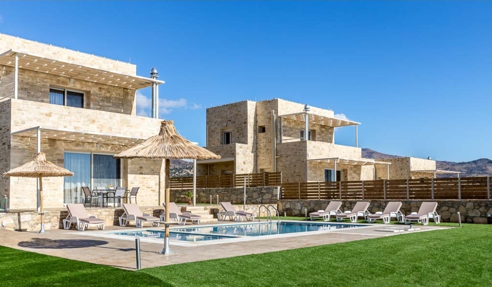 3-VILLAS-IN-TRIOPETRA